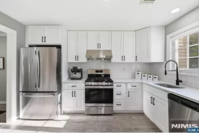 105 Roseland Avenue 1501 #1501, Caldwell, NJ 07006 - Photo 7
