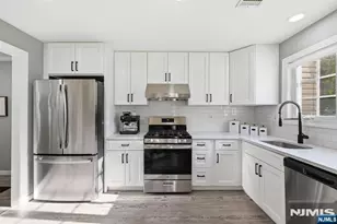 105 Roseland Ave 1501, Caldwell, NJ 07006 - Photo 7
