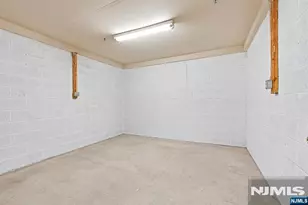 105 Roseland Ave 1501, Caldwell, NJ 07006 - Photo 17