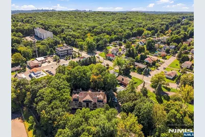 2 Parkside Terrace 2A #2A, Woodland Park, NJ 07424 - Photo 47