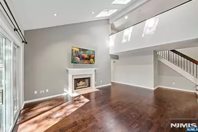 2 Parkside Terrace 2A #2A, Woodland Park, NJ 07424 - Photo 3