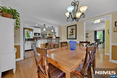 292 Kensington Road, River Edge, NJ 07661 - Photo 9