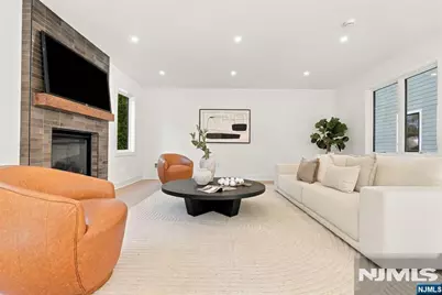 82 Benton Road, Paramus, NJ 07652 - Photo 13