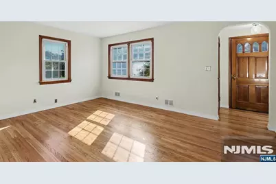 213 Baldwin Avenue, New Milford, NJ 07646 - Photo 5