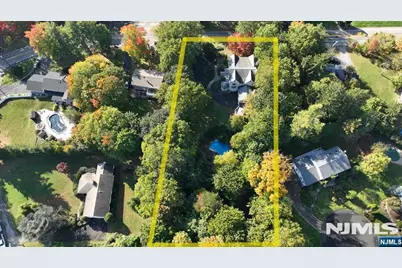 176 Werimus Road, Woodcliff Lake, NJ 07677 - Photo 37