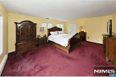 176 Werimus Road, Woodcliff Lake, NJ 07677 - Photo 17