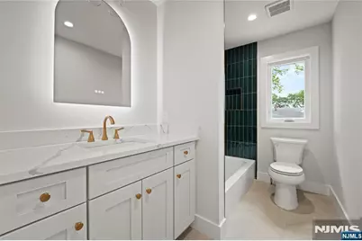 721 Schaefer Avenue, Oradell, NJ 07649 - Photo 15