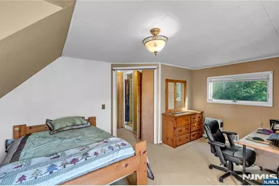 228 Washington Avenue, Elmwood Park, NJ 07407 - Photo 17