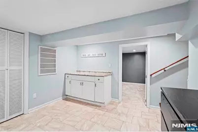 34 Queen Street, Bergenfield, NJ 07621 - Photo 19
