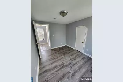 10 Westcott Street, Bloomfield, NJ 07003 - Photo 17
