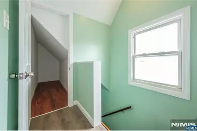 129 Howard Avenue, Passaic, NJ 07055 - Photo 23