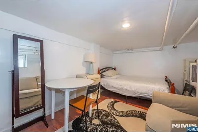 129 Howard Avenue, Passaic, NJ 07055 - Photo 21