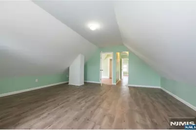 129 Howard Avenue, Passaic, NJ 07055 - Photo 27
