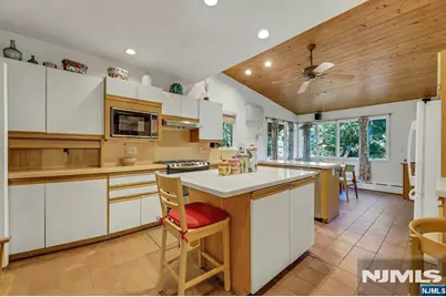 62 James Street, Westwood, NJ 07675 - Photo 13