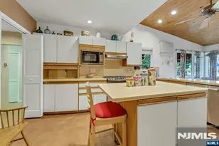62 James St, Westwood, NJ 07675 - Photo 19