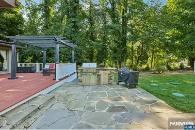 68 Lake Street, Upper Saddle River, NJ 07458 - Photo 15