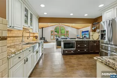 68 Lake Street, Upper Saddle River, NJ 07458 - Photo 29