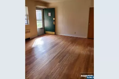 201 Fort Lee Road D #D, Leonia, NJ 07605 - Photo 5