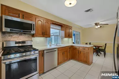677 Taylor Avenue, Oradell, NJ 07649 - Photo 13