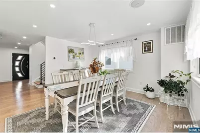 79 Elm Avenue, Fairview, NJ 07022 - Photo 7