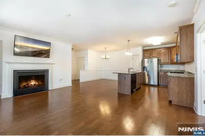 98 Quarry Drive B2 #B2, Woodland Park, NJ 07424 - Photo 9