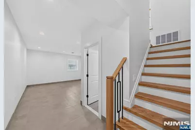 85-87 Echo Place, Elmwood Park, NJ 07407 - Photo 25