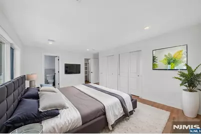 85-87 Echo Place, Elmwood Park, NJ 07407 - Photo 15