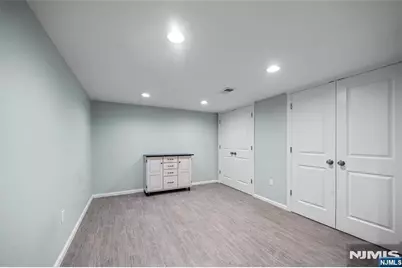 656 Wyndemere Avenue, Ridgewood, NJ 07450 - Photo 23