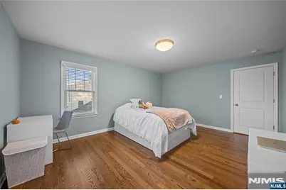 656 Wyndemere Avenue, Ridgewood, NJ 07450 - Photo 17