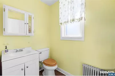 21 Hackett Place, Rutherford, NJ 07070 - Photo 11