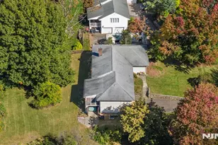 11 Hamilton Dr, North Caldwell, NJ 07006 - Photo 19