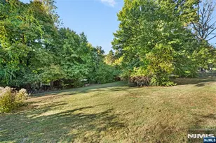 11 Hamilton Dr, North Caldwell, NJ 07006 - Photo 15