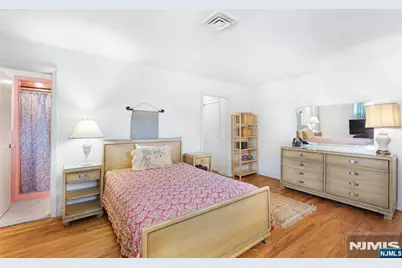11 Hamilton Drive, North Caldwell, NJ 07006 - Photo 13