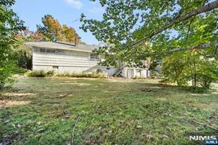 11 Hamilton Dr, North Caldwell, NJ 07006 - Photo 21