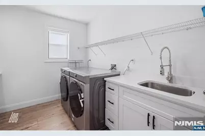 129 Rivervale Road, River Vale Township, NJ 07675 - Photo 29