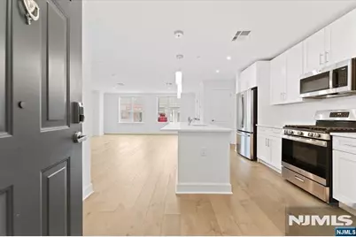 10 Ward Street, Bloomfield, NJ 07003 - Photo 3