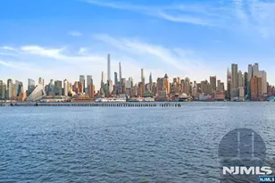 4 Henley Pl 4, Weehawken, NJ 07086 - Photo 1