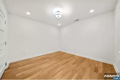 9 Somerset Lane 507 #507, Edgewater, NJ 07020 - Photo 13
