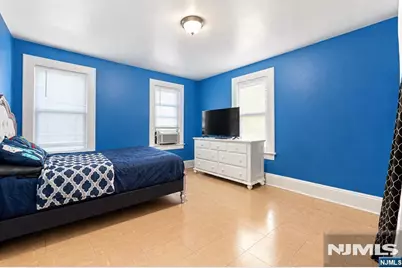 51 2nd Street, Bound Brook, NJ 08805 - Photo 17