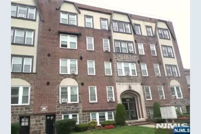 411 Highland Avenue D4 #D4, Palisades Park, NJ 07650 - Photo 1