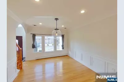 131 Elm Street, Tenafly, NJ 07670 - Photo 7