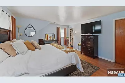 136 Van Buskirk Road, Teaneck Township, NJ 07666 - Photo 27