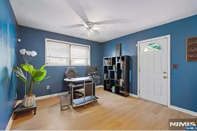 136 Van Buskirk Road, Teaneck Township, NJ 07666 - Photo 31
