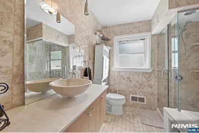 136 Van Buskirk Road, Teaneck Township, NJ 07666 - Photo 19