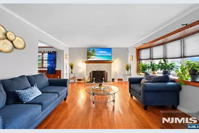 136 Van Buskirk Road, Teaneck Township, NJ 07666 - Photo 7