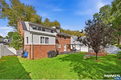 136 Van Buskirk Road, Teaneck Township, NJ 07666 - Photo 41