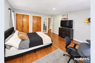 136 Van Buskirk Road, Teaneck Township, NJ 07666 - Photo 23