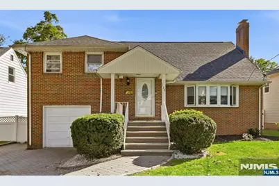 136 Van Buskirk Road, Teaneck Township, NJ 07666 - Photo 3