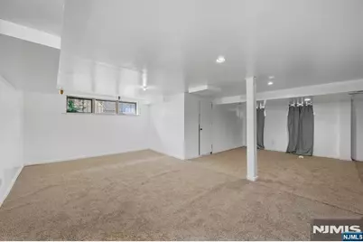 136 Van Buskirk Road, Teaneck Township, NJ 07666 - Photo 37