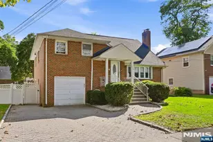 136 Van Buskirk Rd, Teaneck Township, NJ 07666 - Photo 1